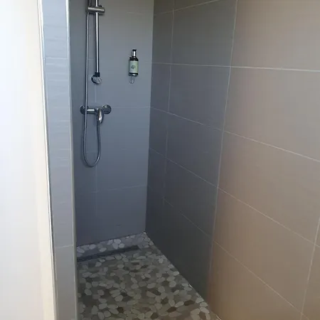 Отель Le Mas Des Quintrands Manosque - Motel De Charme